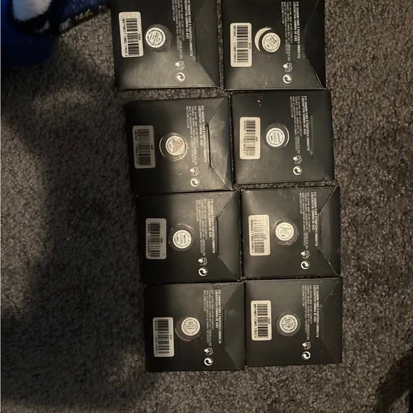 Mac Pro pallet eyeshadows brand new - Picture 4 of 4